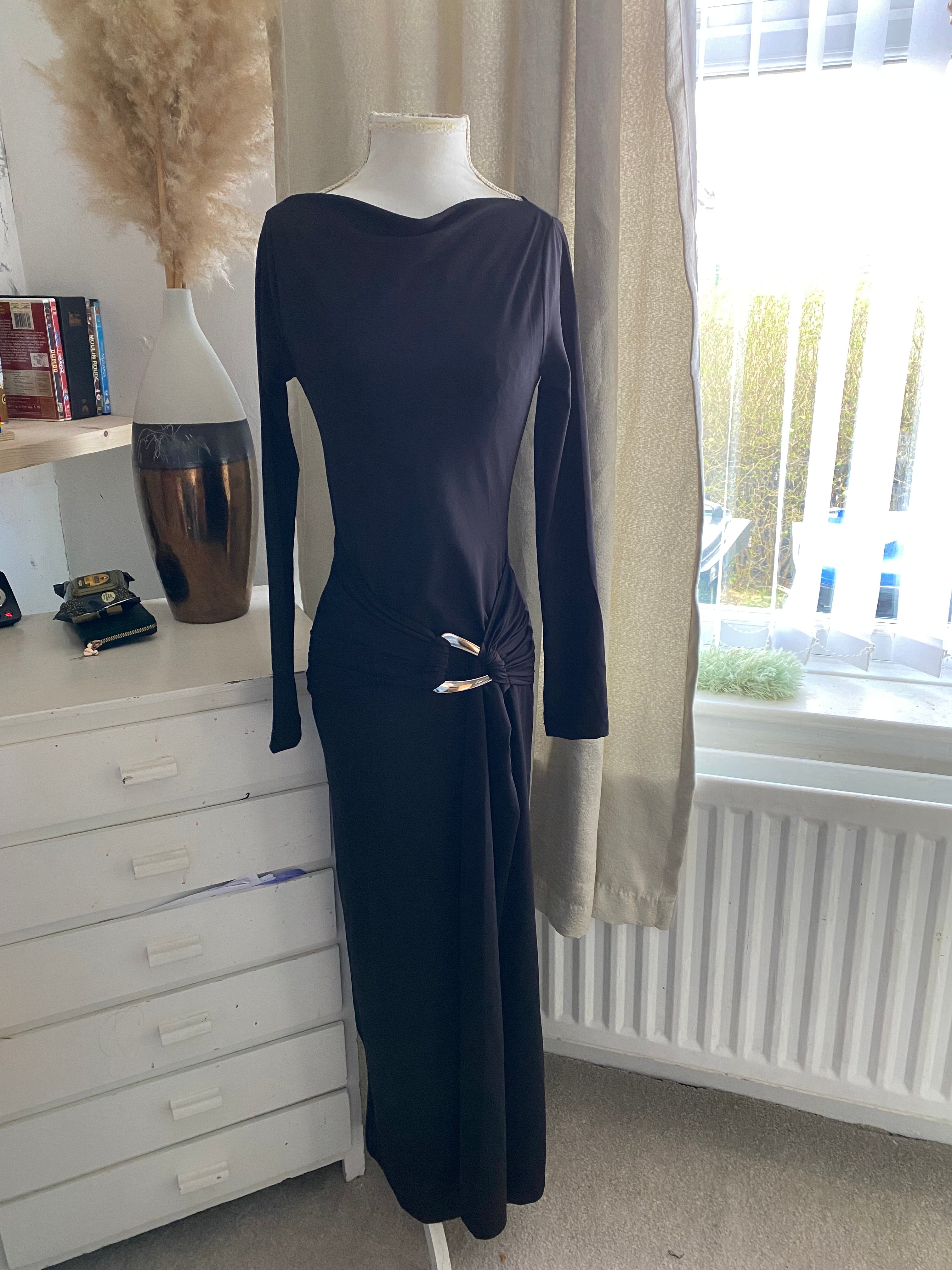 Long belted dress